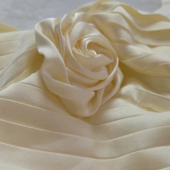 Brand New Pleated Rosette Bustier by Anthropologie - Picture 7 of 9